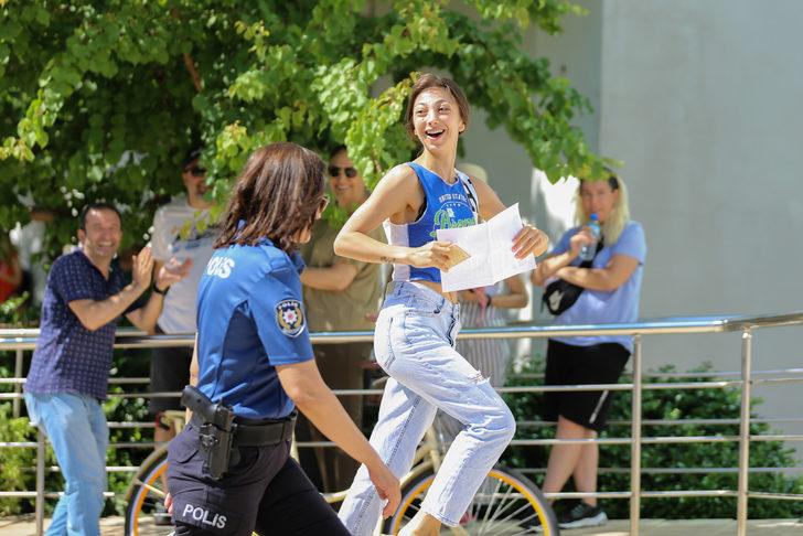 Antalya'da YKS'ye girecek bazı adaylar okullarını karıştırınca zor anlar yaşadı G4