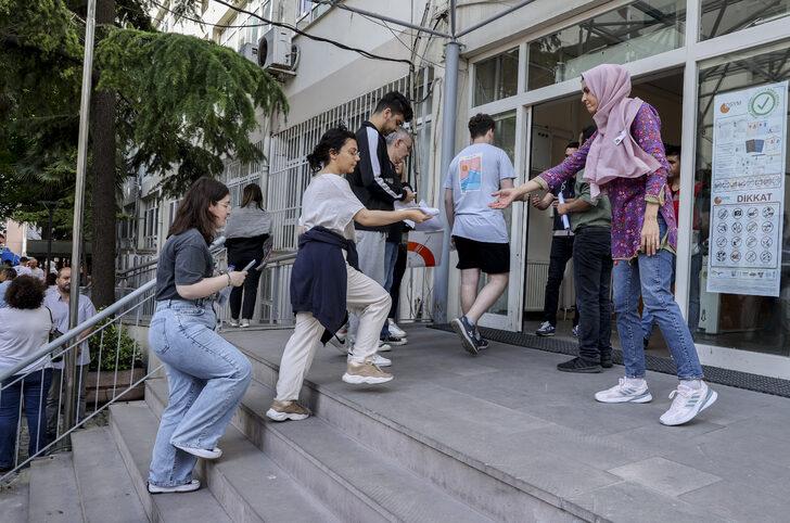 İstanbul'da YKS'nin ilk oturumu Temel Yeterlilik Testi başladı G3
