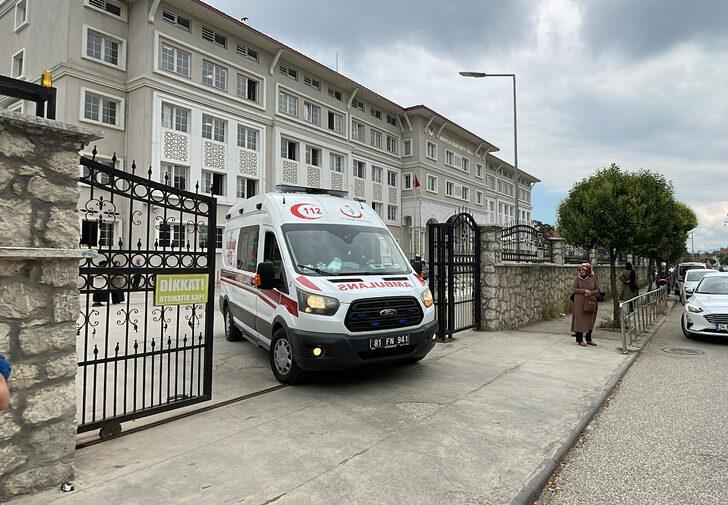 Sınava gireceği okulda merdivenden düşen öğrenci yaralandı G2