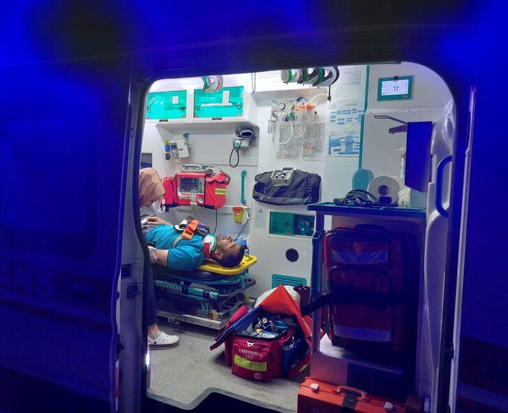 Kastamonu'da kamyonetle otomobil çarpıştı, 3 kişi yaralandı G3