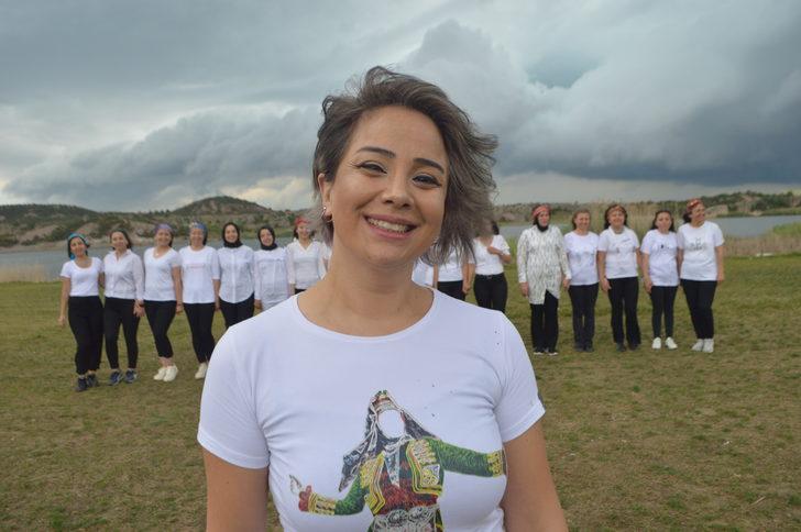 Afyonkarahisar'da öğretmenler tarihi Frigya Vadisi'ni, halk oyunları videolarıyla tanıtıyor G3