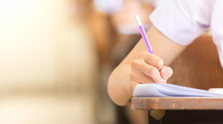 SON DAKİKA | YKS'nin ilk oturumu TYT tamamlandı! TYT'de hangi sorular zor, hangileri kolaydı? İşte yanıtı....