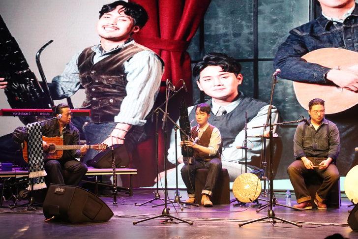 Güney Koreli müzik grubu "İD" Adana'da konser verdi G3