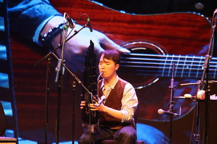 Güney Koreli müzik grubu "İD" Adana'da konser verdi G4