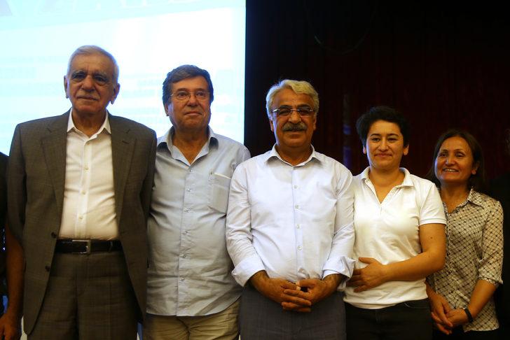 HDP Eş Genel Başkanı Sancar, partisinin Mardin il kongresinde konuştu: G4
