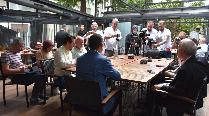 AK Parti Trabzon Milletvekili Salih Cora, gazetecilerle bir araya geldi: