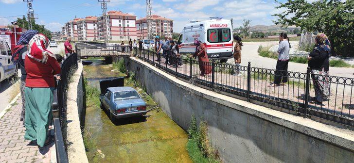 Amasya'da su kanalına düşen otomobildeki 2 kişi yaralandı G3