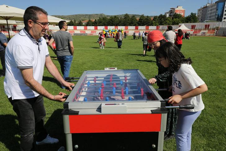 Nevşehir'de düzenlenen "Babafest"te çocuklar ve babaları yarıştı G2