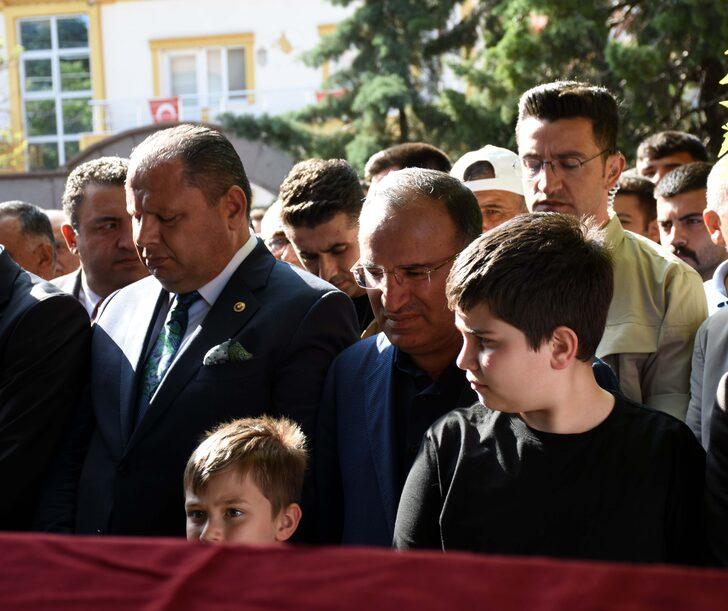 Ağır Ceza Mahkemesi Başkanı Çağlar'ın cenazesi Kırıkkale'de defnedildi G5