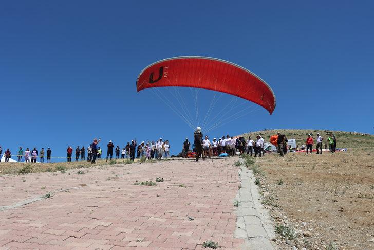 Adıyaman'da yamaç paraşütü festivali düzenlendi G2