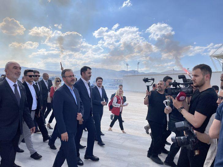 Gençlik ve Spor Bakanı Kasapoğlu, Konya Atletizm Pisti'nin açılışında konuştu: G2
