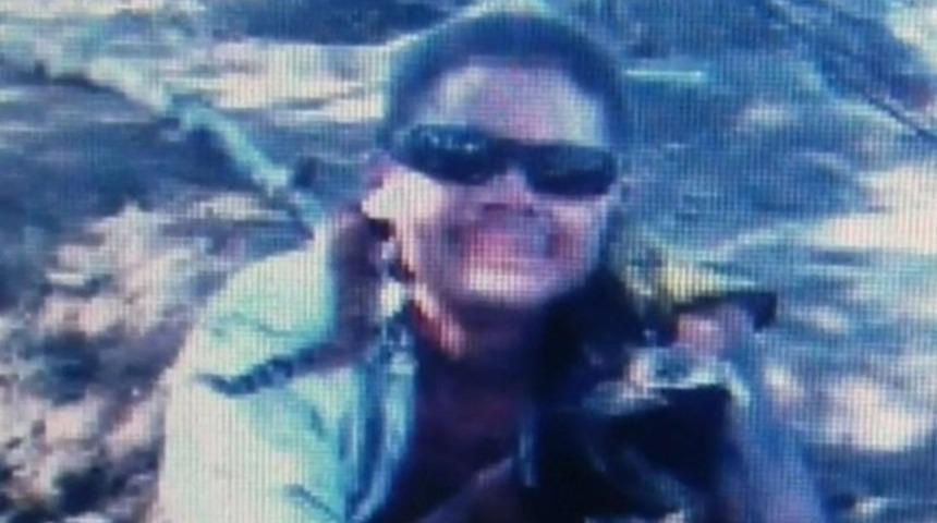 Selfie merakı yine az kalsın &ouml;ld&uuml;r&uuml;yordu!