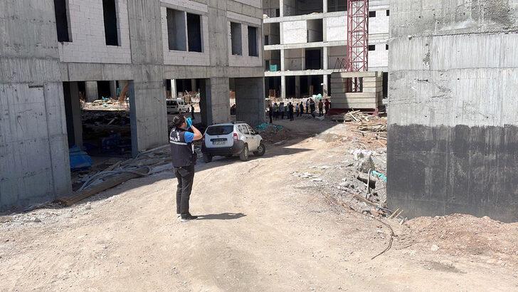 Sivas'ta inşaattan düşen işçi hayatını kaybetti G5