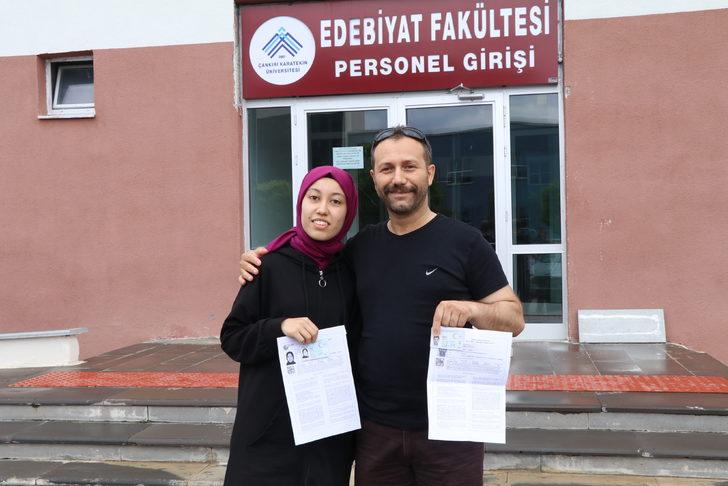 Çankırı'da yaşayan baba, kızının heyecanını paylaşmak için YKS'ye girdi G2