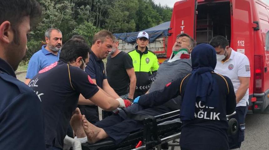 Anadolu Otoyolu'nda iki tırın karıştığı kazada 1 kişi yaralandı