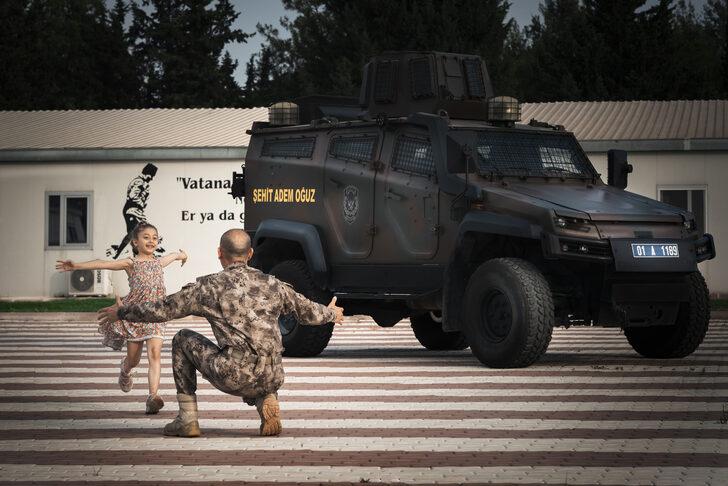 Adana'da çocuklardan görev başındaki polis babalarına sürpriz ziyaret G5