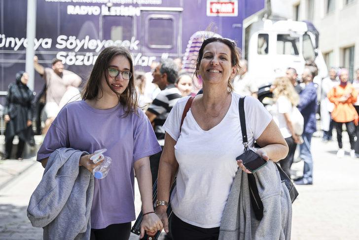 İstanbul'da adayların Alan Yeterlilik Testi heyecanı sona erdi G5