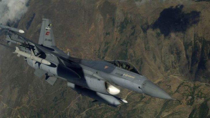 18 F16 uçağı Suriye sınırında devriye uçuşu yaptı