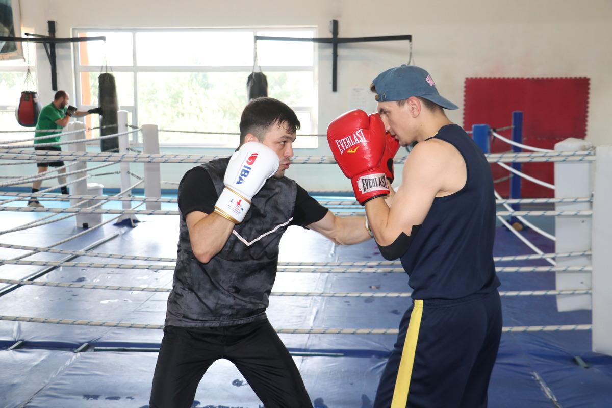 Erkek Boks Milli Takımı'nın Kastamonu kampı s&uuml;r&uuml;yor