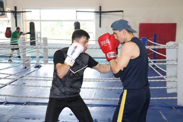 Erkek Boks Milli Takımı'nın Kastamonu kampı sürüyor G1