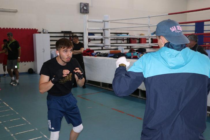 Erkek Boks Milli Takımı'nın Kastamonu kampı sürüyor G3