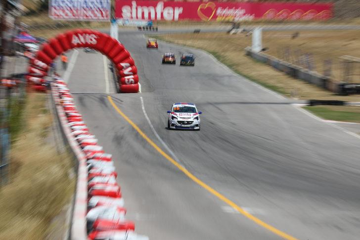 AVIS 2022 Türkiye Pist Şampiyonası'nın 1. ayak yarışları İzmir'de tamamlandı G4