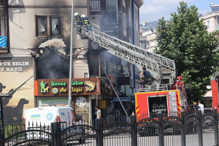 Amasya'da av malzemeleri satan iş yerindeki yangın söndürüldü G2