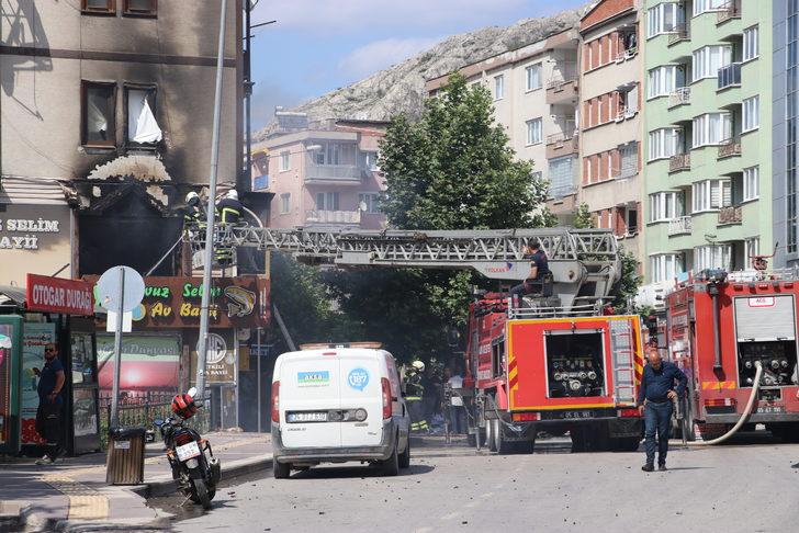 Amasya'da av malzemeleri satan iş yerindeki yangın söndürüldü G3