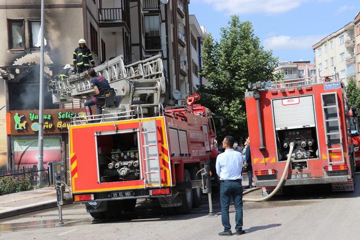 Amasya'da av malzemeleri satan iş yerindeki yangın söndürüldü G4