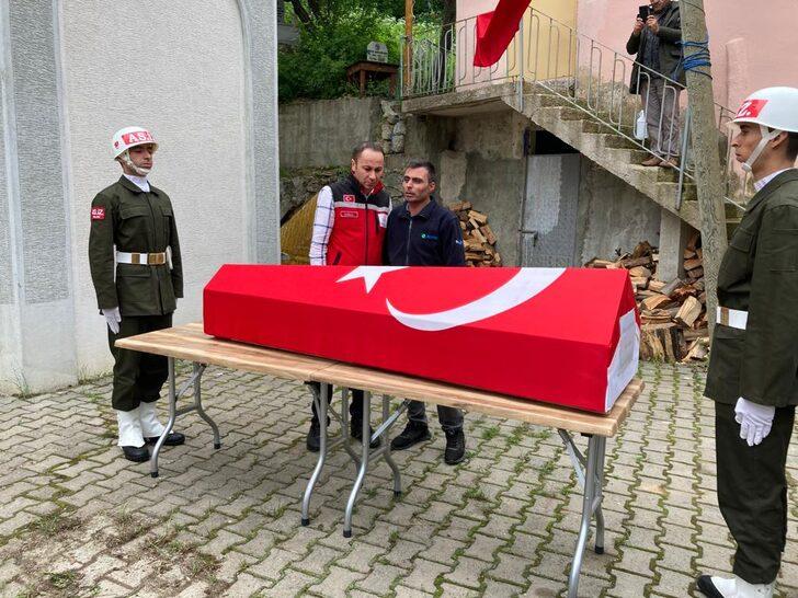 GÜNCELLEME - Giresun'da devrilen otomobildeki Kıbrıs gazisi hayatını kaybetti G1