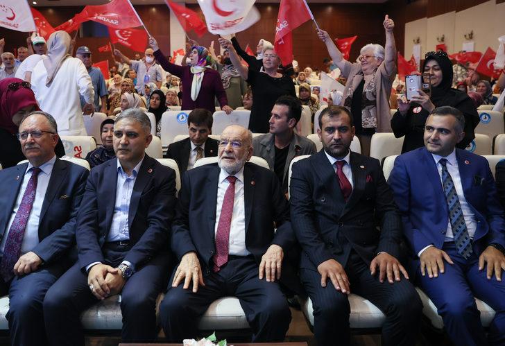 Saadet Partisi Genel Başkanı Karamollaoğlu, İzmir'de partililere seslendi: G1