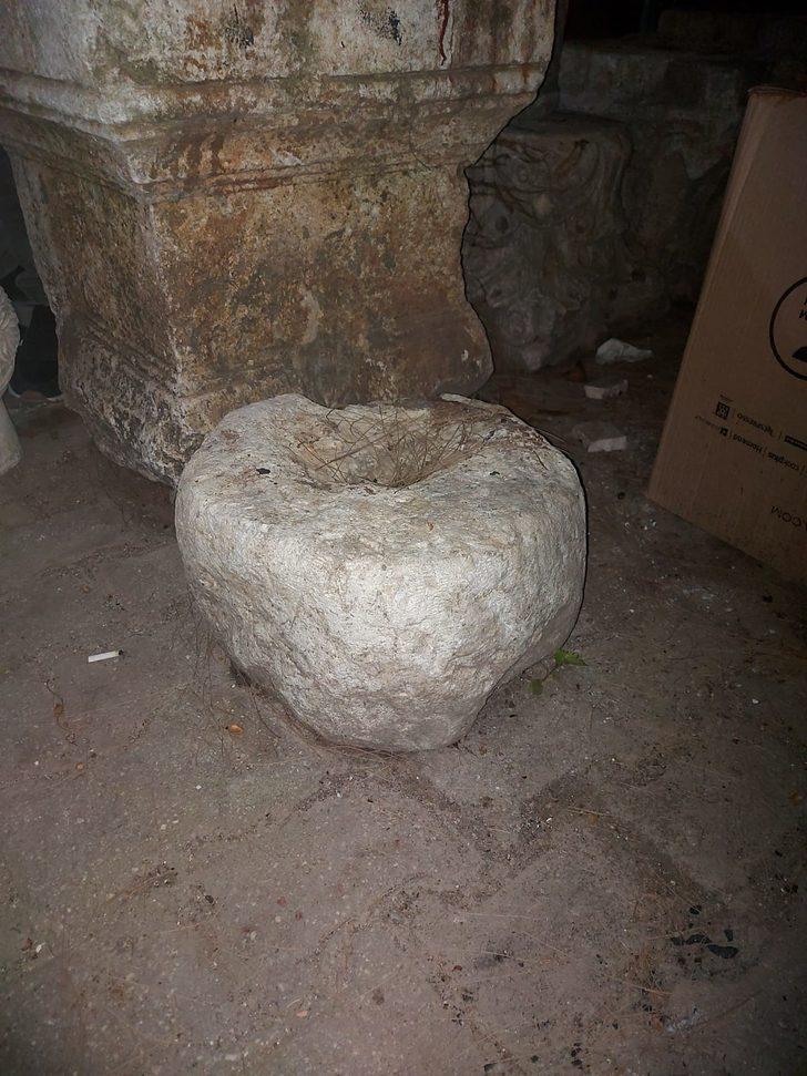 Hatay'da Roma dönemine ait olduğu değerlendirilen 10 kaide ele geçirildi G1