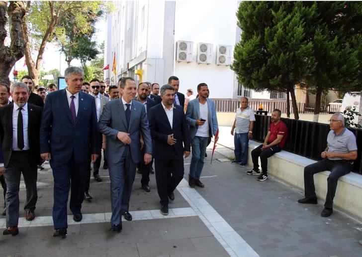 Yeniden Refah Partisi Genel Başkanı Erbakan, Uşak'ta konuştu: G2