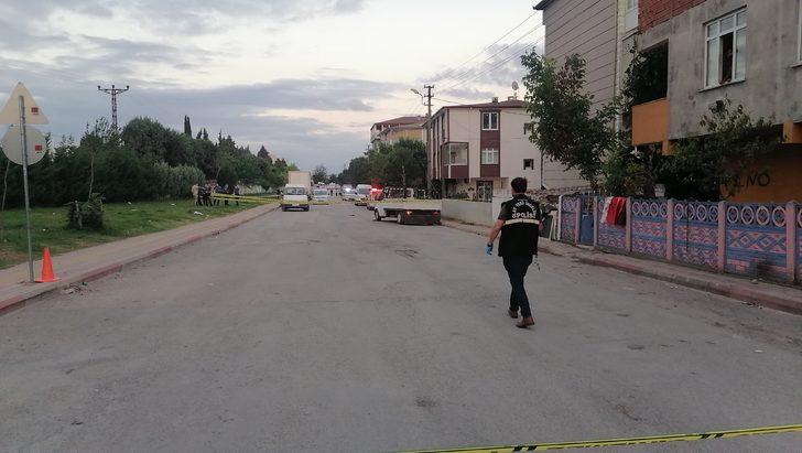 GÜNCELLEME - Kocaeli'de çıkan silahlı kavgada 1 kişi öldü, 2 kişi yaralandı G2