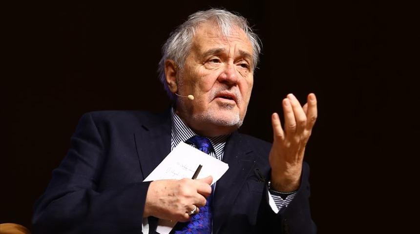 İlber Ortaylı: Dünya Türkleri bekliyor, bu bir misyon