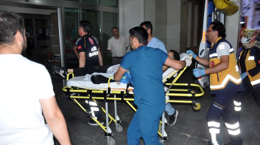 Babalar Günü'nde kavga ettiği oğlunu silahla vurdu