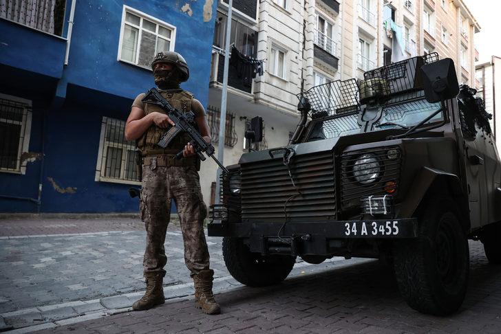 İstanbul'da uyuşturucu operasyonunda 18 adrese baskın yapıldı G5