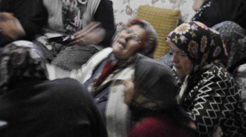 'Bordo Bereli' Y&uuml;zbaşı Yaşar'ın şehit haberi, ailesini yasa boğdu