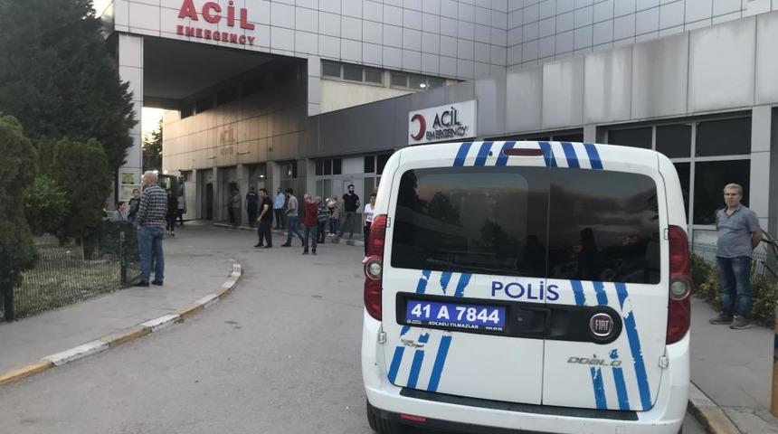 Karakolda dehşet! Polisin silahını alan yabancı uyruklu şahıs, 2 polisi vurdu