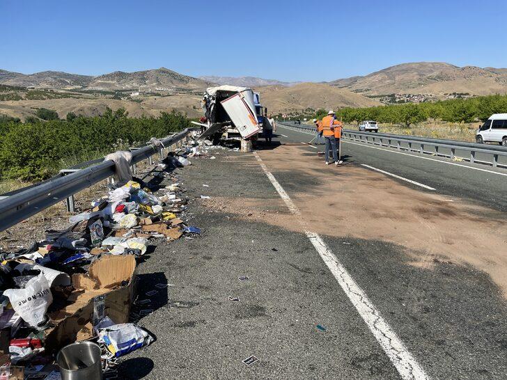 Malatya'da yolcu otobüsü ile kargo aracının çarpıştığı kazada 17 kişi yaralandı G2