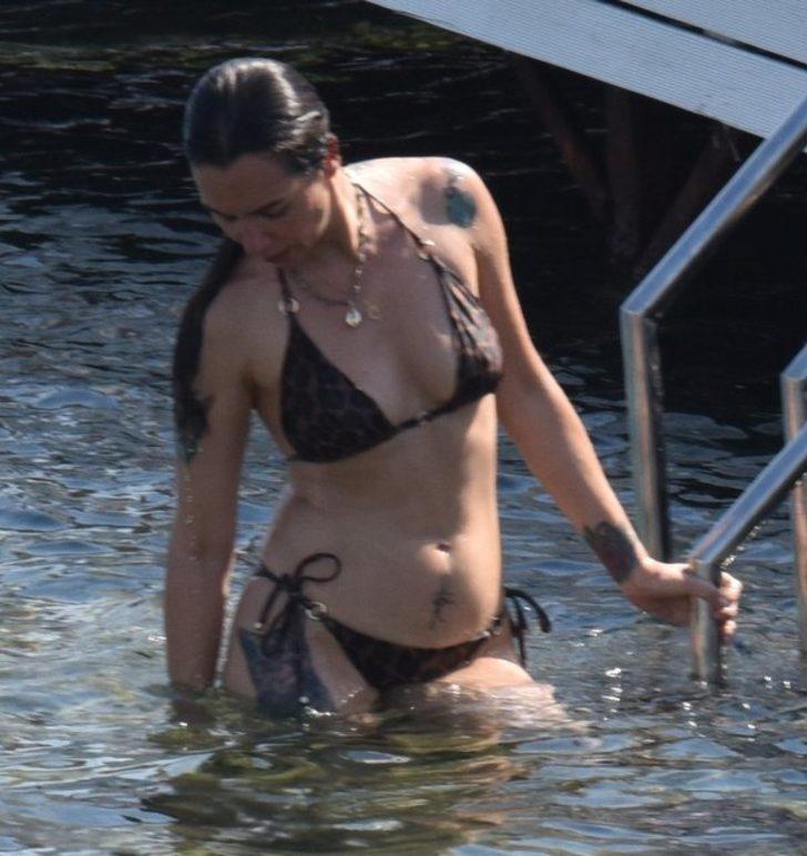 Kuş Uçuşu dizisiyle gündemde olan Birce Akalay sezonu açtı! Dövmelerini gören şaşkınlığını gizleyemedi  G3