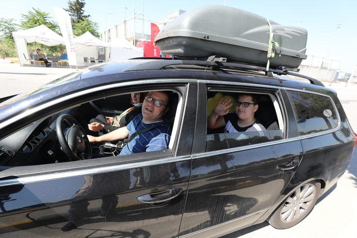 Kapıkule'den Türkiye'ye giriş yapan gurbetçilerin sözleri duygulandırıyor G3