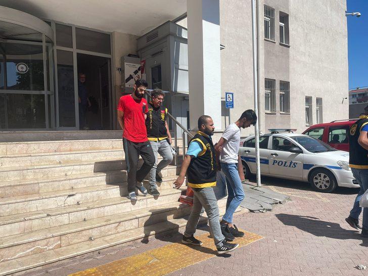 Kayseri'de araç hırsızlığı iddiasıyla 4 zanlı yakalandı G3
