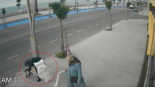 Şaşkına çeviren anlar kamerada! Kendi malıymış gibi alıp götürdü