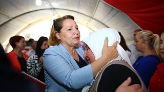 Kadın muhtarlardan Diyarbakır annelerine ziyaret