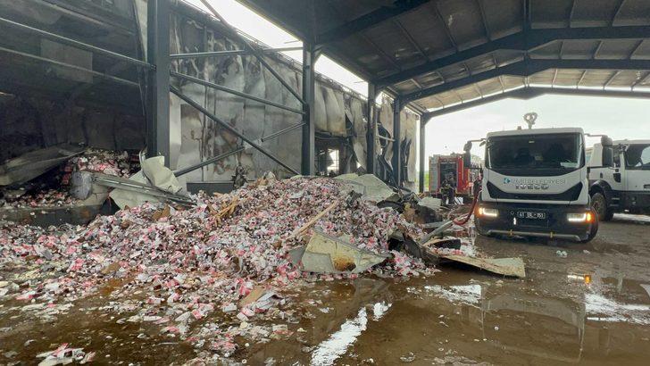GÜNCELLEME 2 - Kocaeli'de kimya fabrikasında çıkan yangın söndürüldü G2