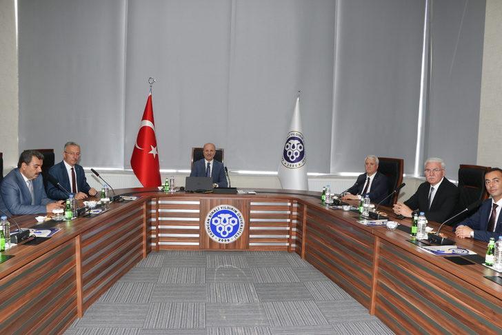 YÖK Başkanı Özvar, Erzincan Binali Yıldırım Üniversitesini ziyaret etti G4