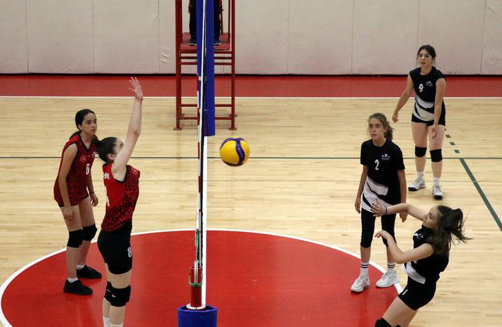 ANALİG Voleybol Çeyrek Final müsabakaları Karabük'te sona erdi G2