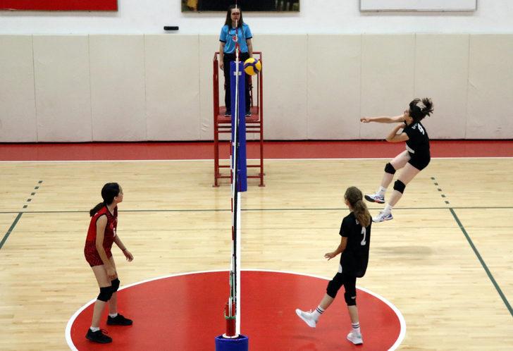 ANALİG Voleybol Çeyrek Final müsabakaları Karabük'te sona erdi G4