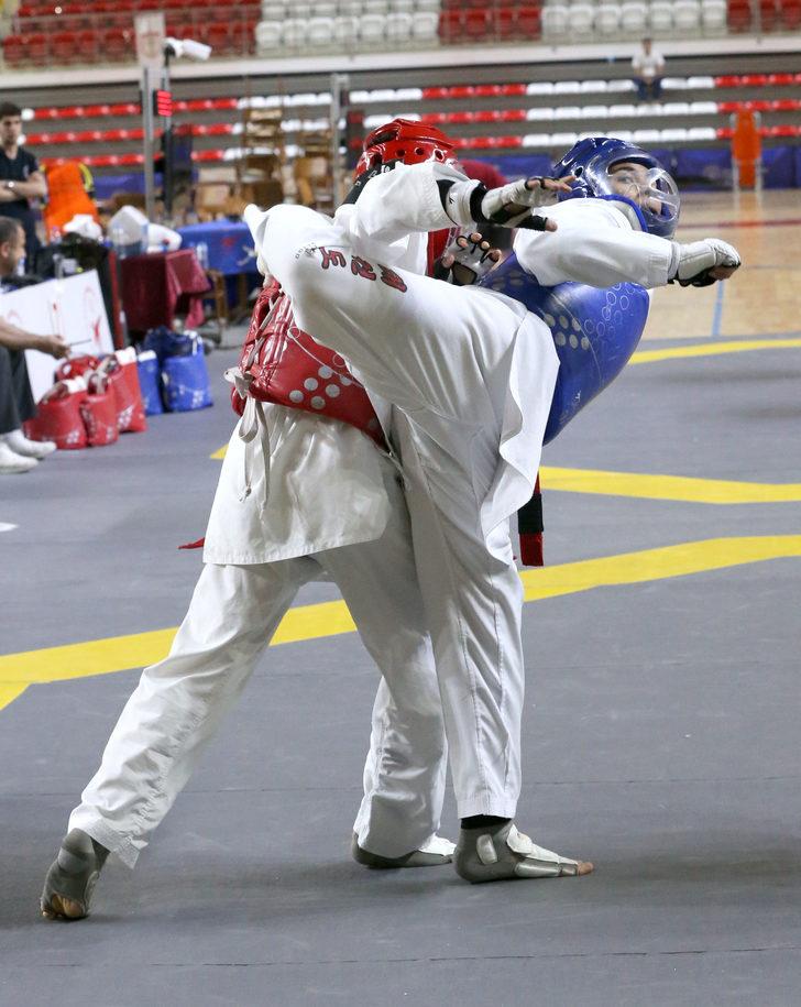 Sivas'ta düzenlenen Tekvando Yıldızlar Türkiye Şampiyonası sona erdi G5